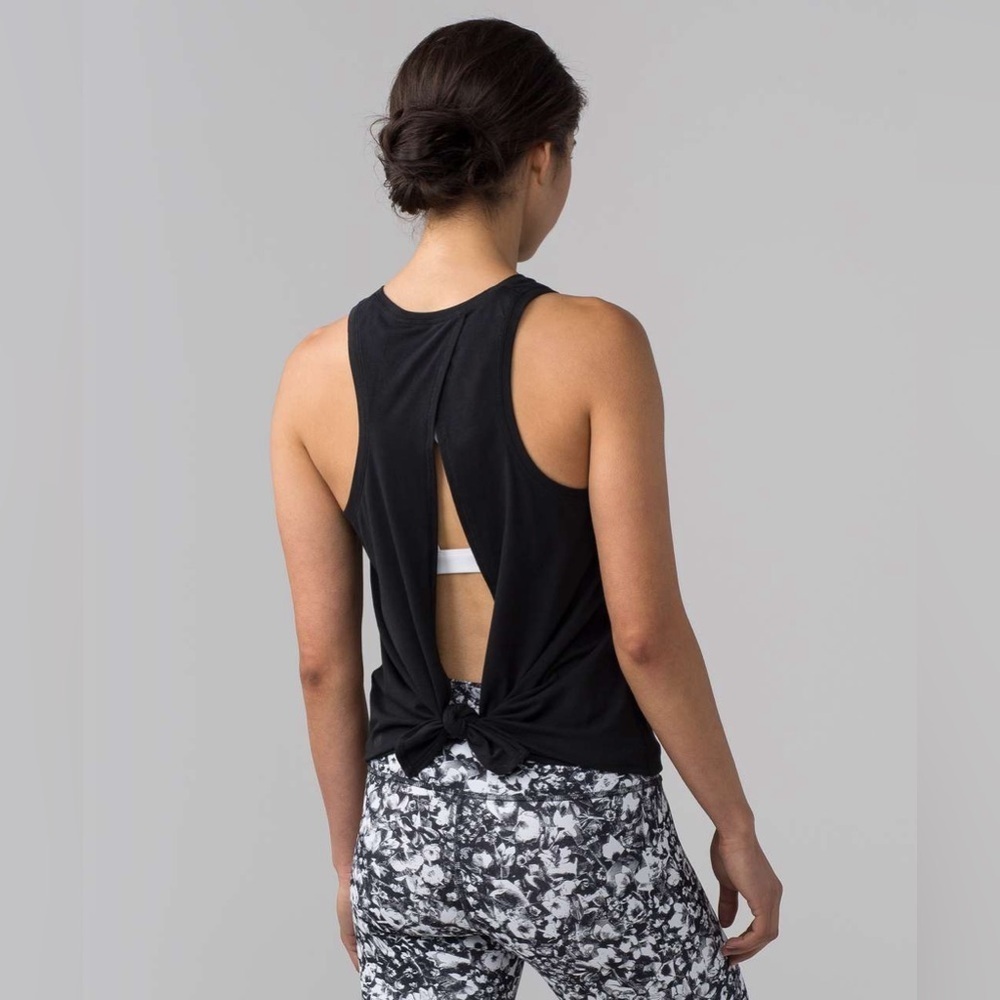 Lululemon All Tied Up Tank, Black, Size 4